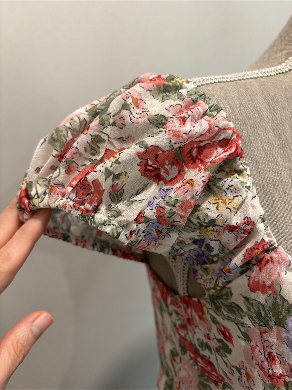 Off‑Shoulder Floral Midi Dress in Pink and Cream - Picture 14 of 16